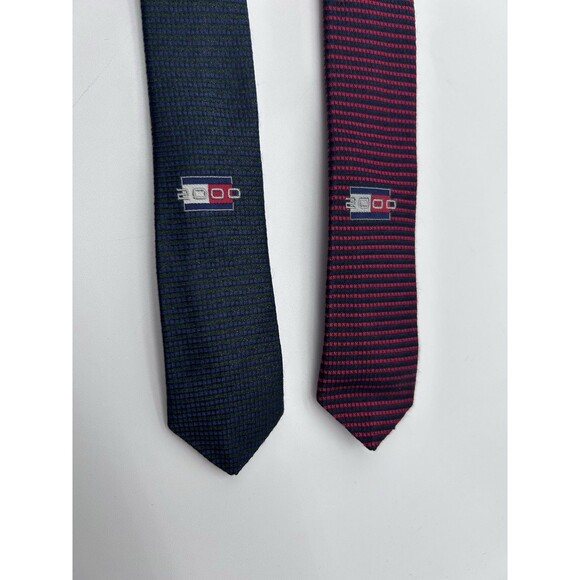 Tommy Hilfiger Men’s Silk Neck Ties Lot Of 2 Red Green Stripe - Picture 3 of 4
